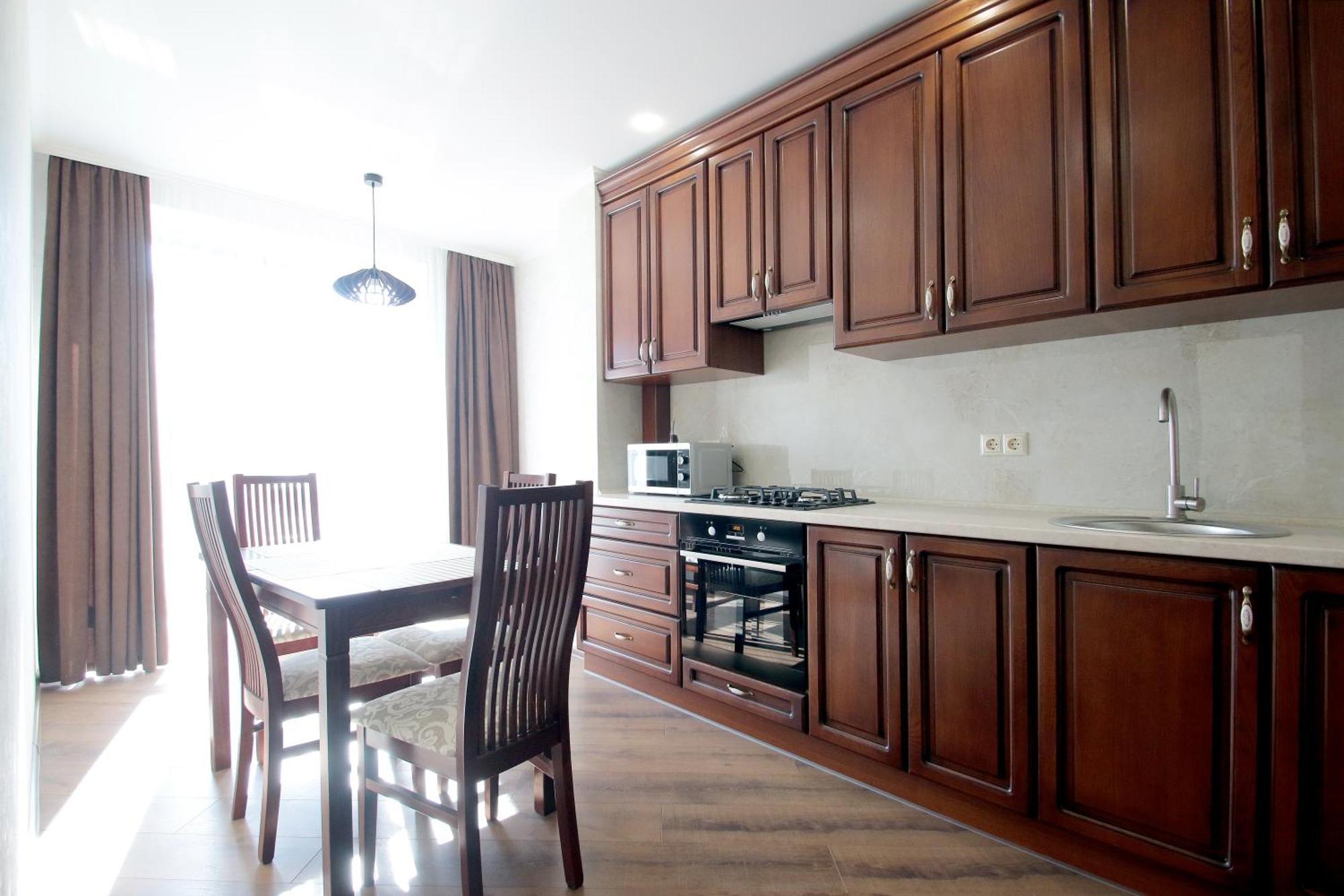 Smart Center Apartment