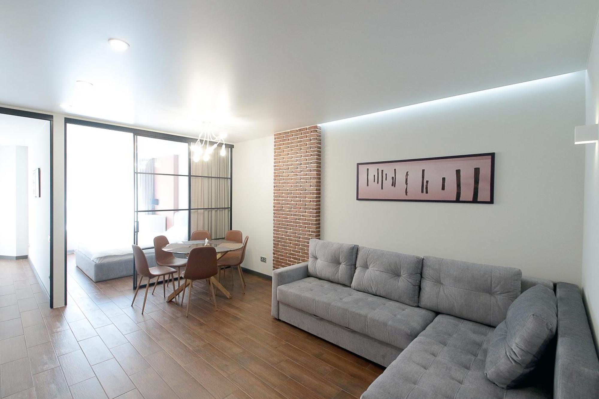 Apartment Smart Center *