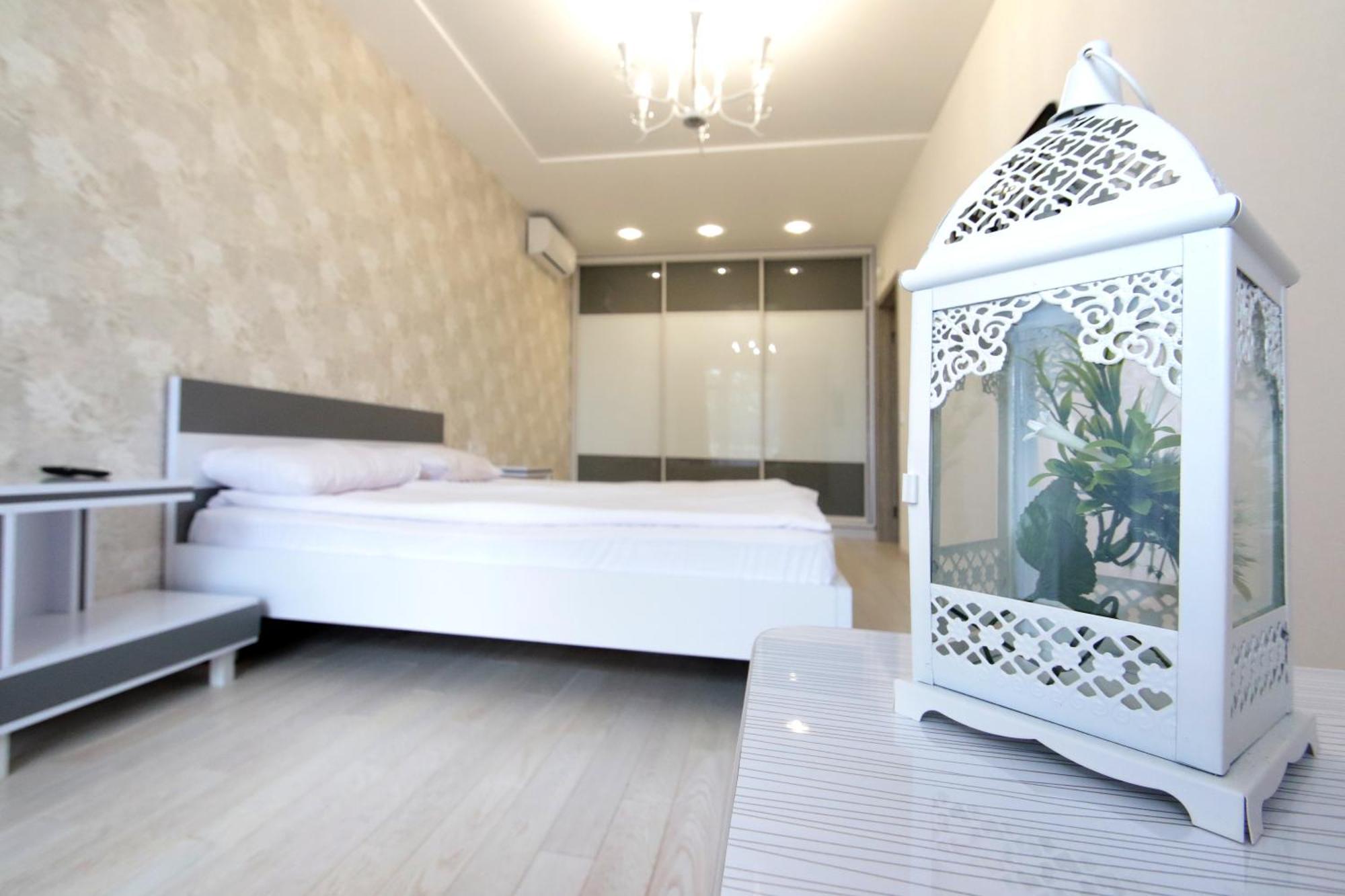 Apartment Smart Center *