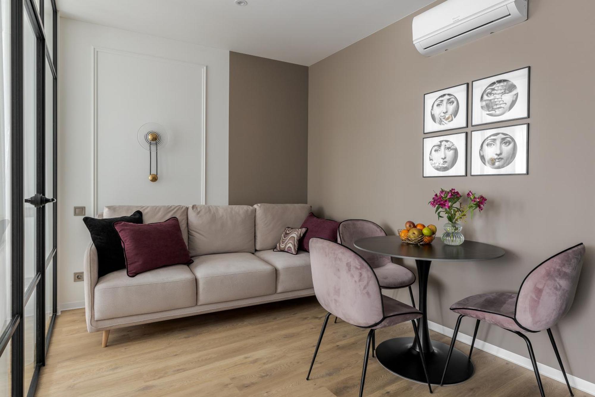 Smart Center Apartment *